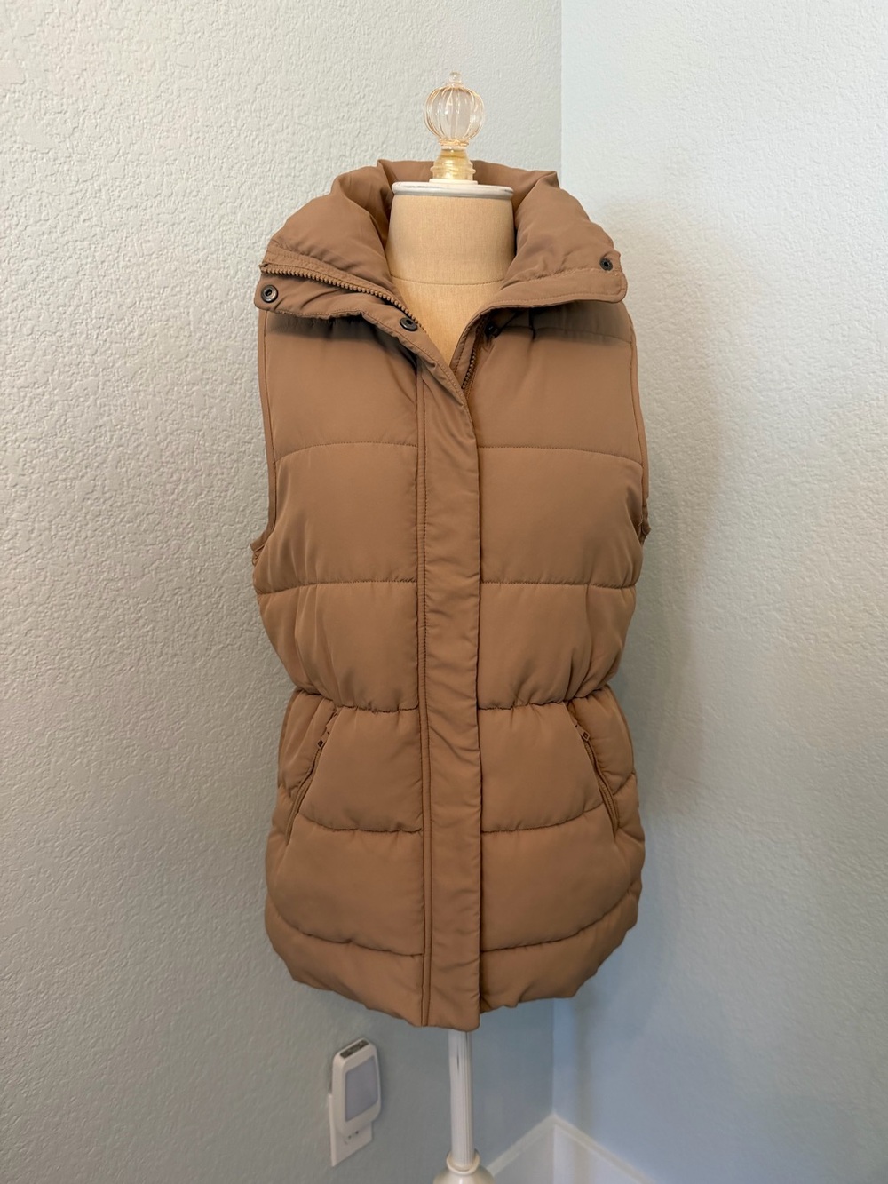 Splendid Cella Jane Tan Puffer Vest XS